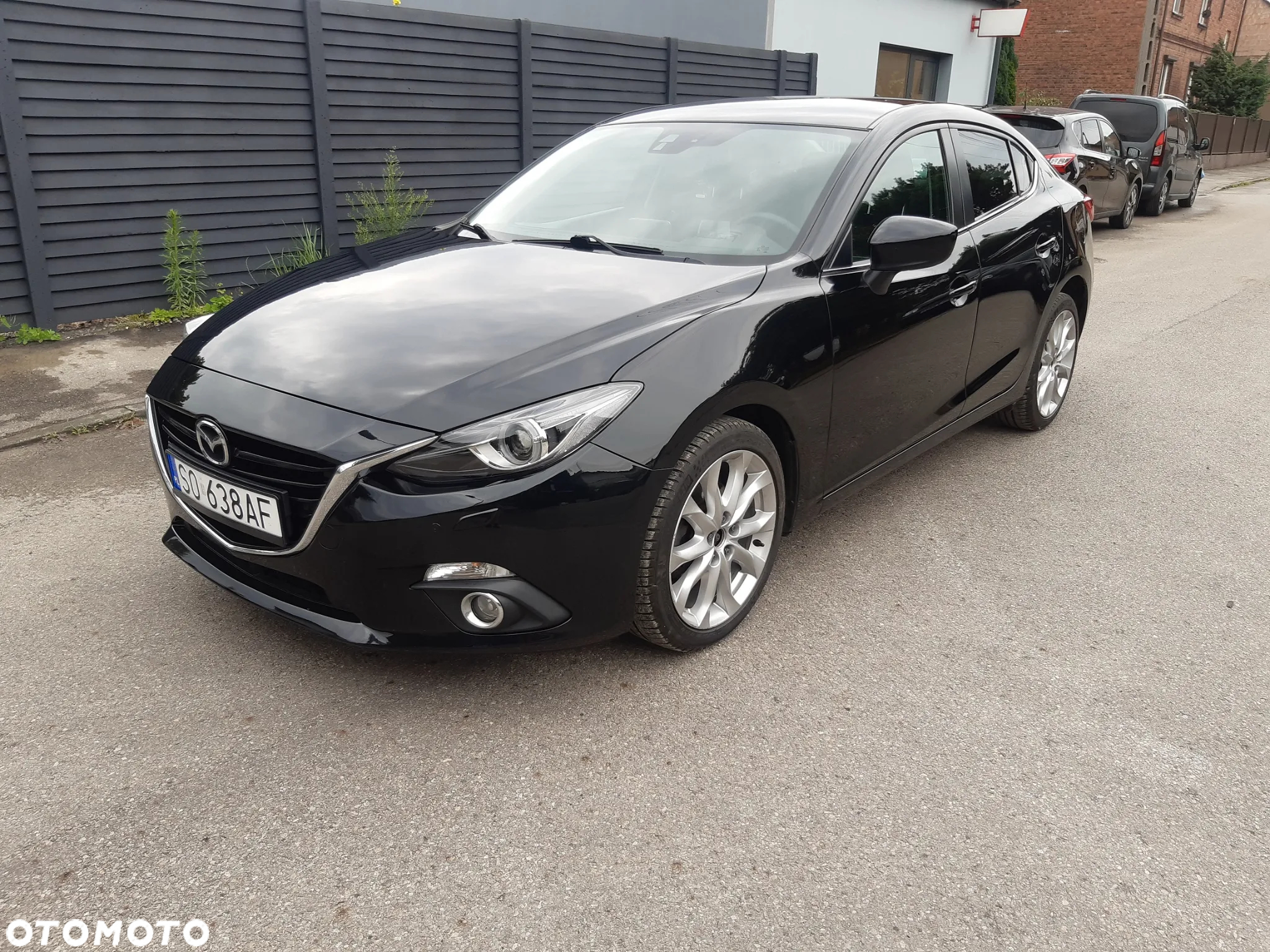 Mazda 3 SKYACTIV-G 120 Sports-Line - 2