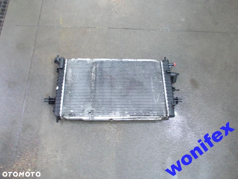 CHŁODNICA WODY OPEL ASTRA III H CDTI - 2