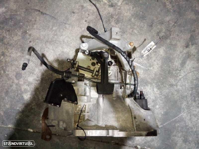CAIXA DE VELOCIDADES FORD FOCUS BERLINA CB4 - 1