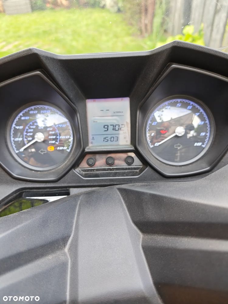 Kymco Downtown - 5