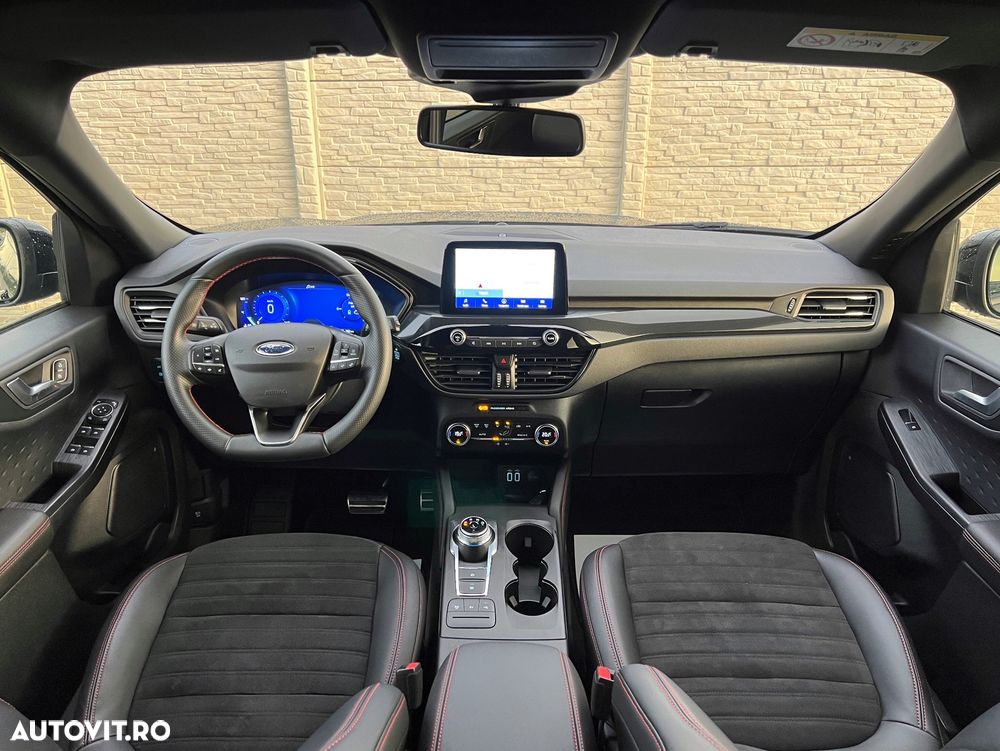 Ford Kuga 2.5 Duratec PHEV ST-LINE - 3