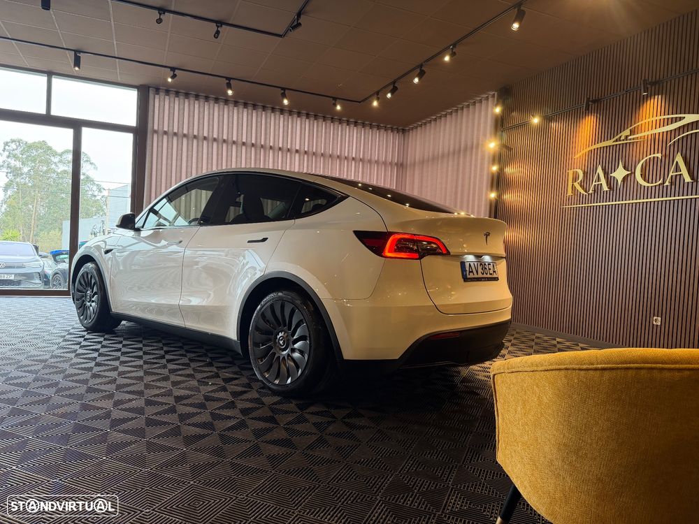 Tesla Model Y Tração Traseira - 4