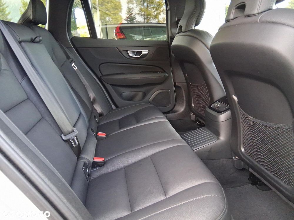 Volvo V60 - 14
