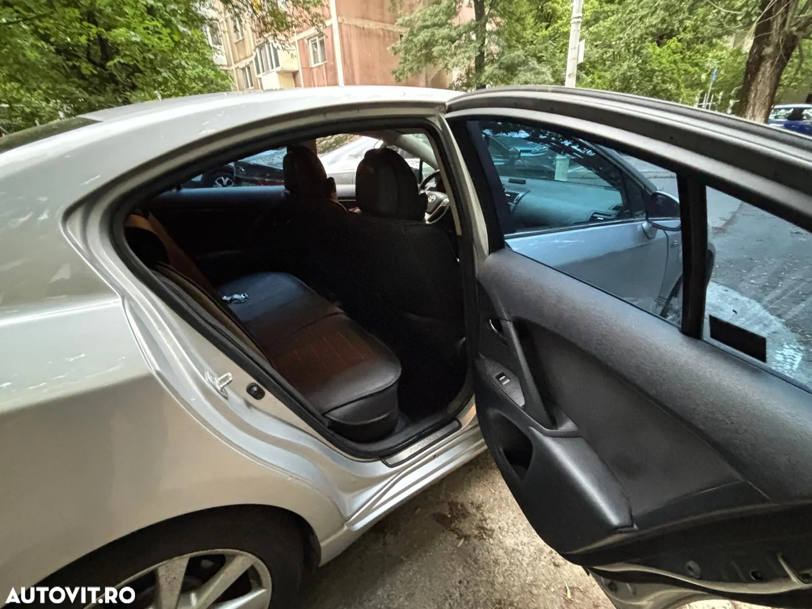 Toyota Avensis 2.2 D-CAT Luxury - 16