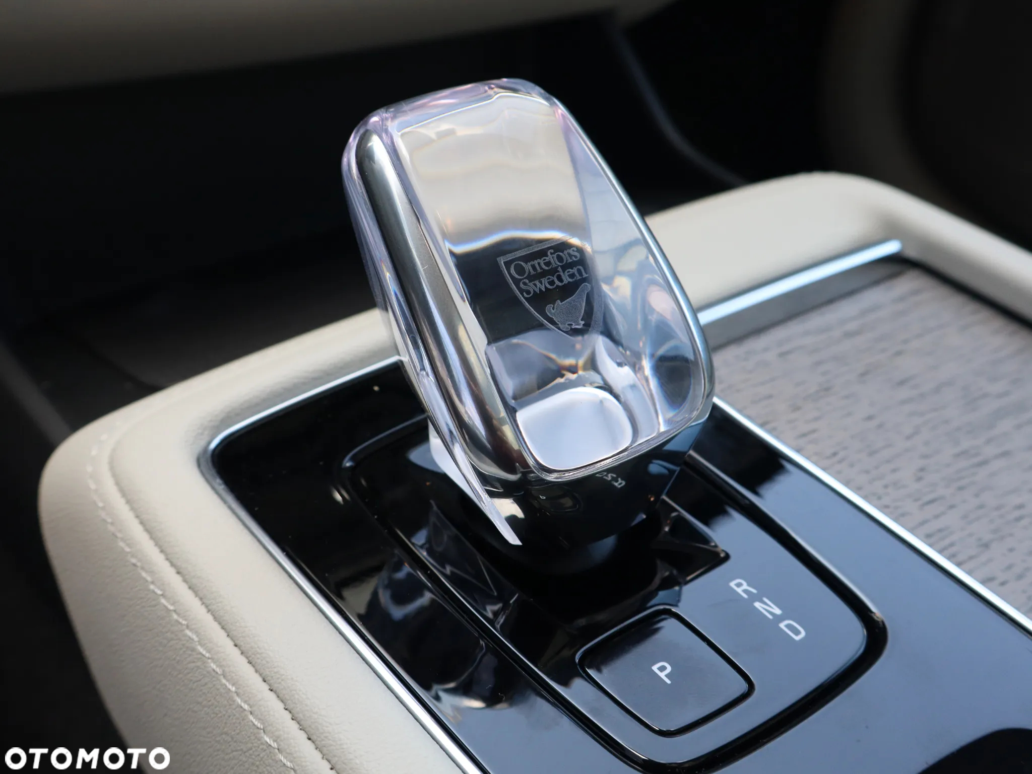 Volvo XC 90 T8 AWD Plug-In Hybrid Plus Dark 7os - 16