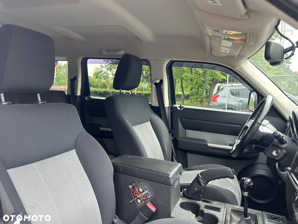 Dodge Nitro 2.8 CRD SE - 9