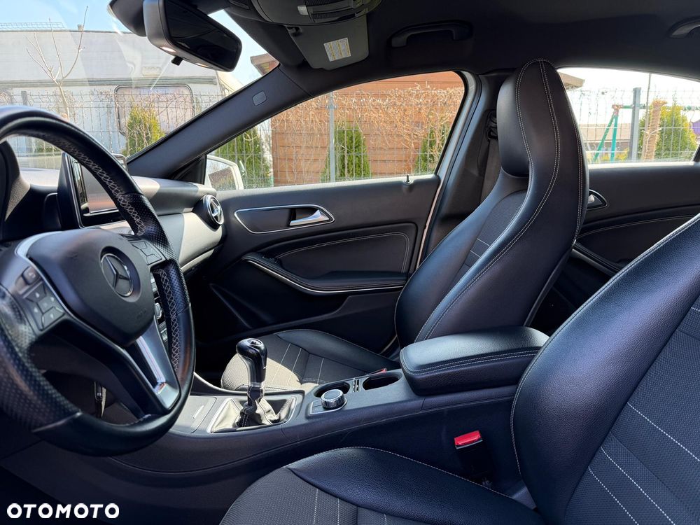 Mercedes-Benz Klasa A 180 (BlueEFFICIENCY) - 13
