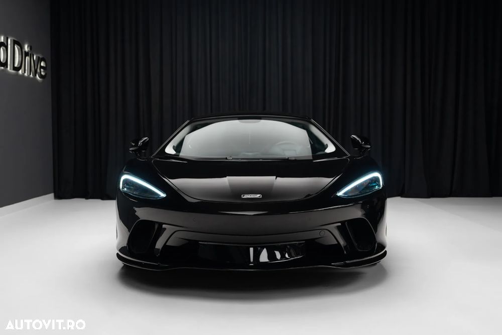 McLaren GT Standard - 2