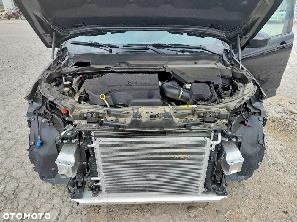 Land Rover Discovery Sport - 13