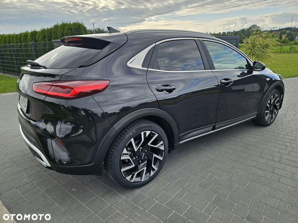 Kia XCeed 1.5 T-GDI M - 4