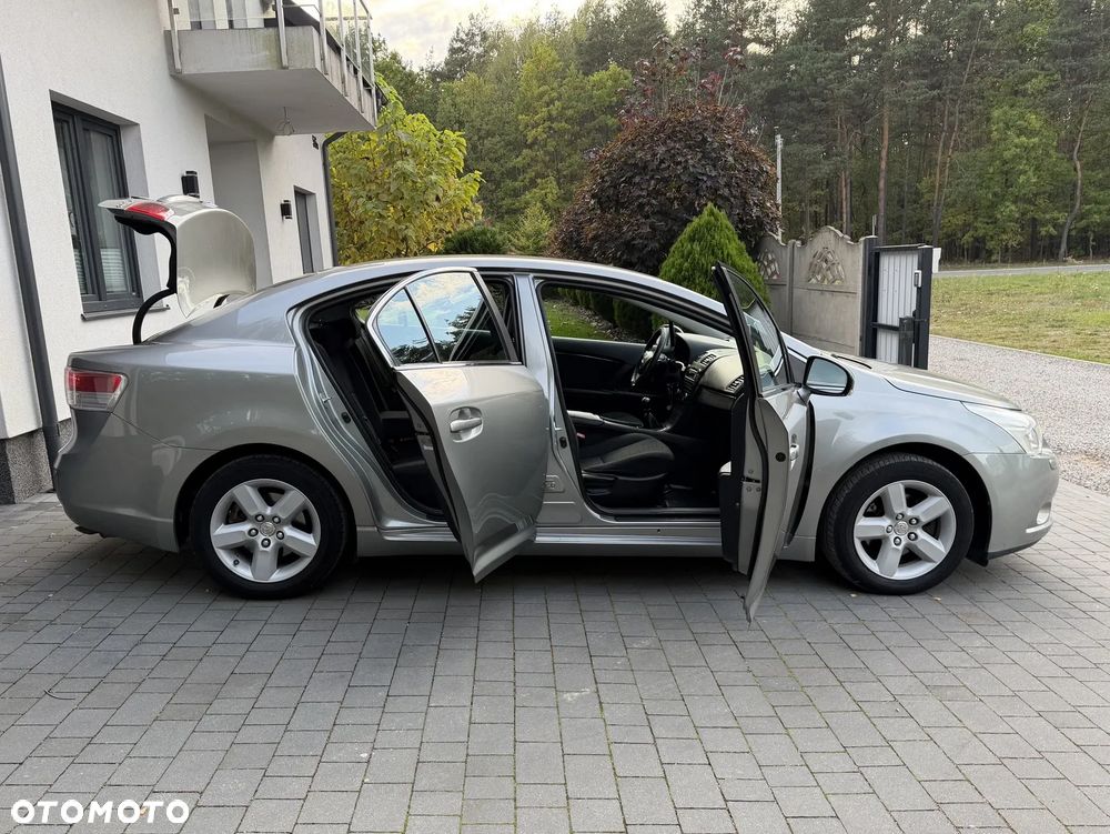 Toyota Avensis 1.8 Sol plus EU5 - 17