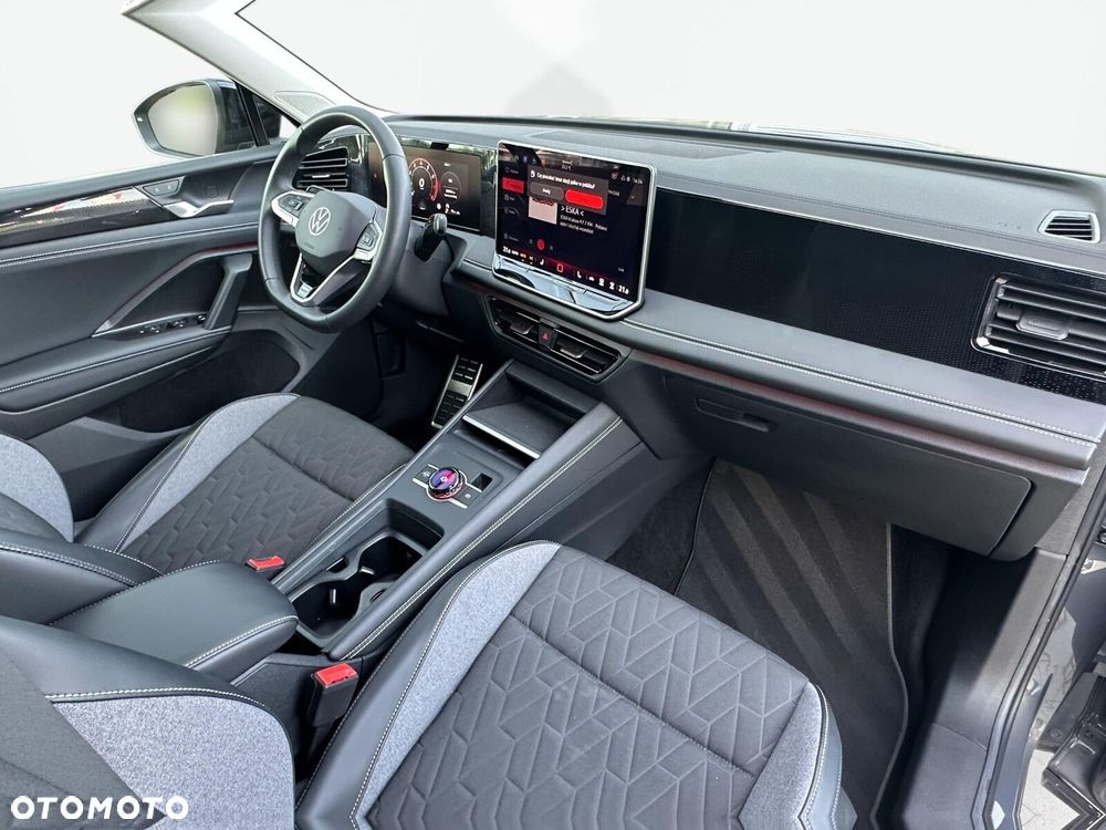 Volkswagen Tiguan - 17