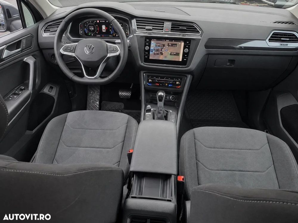 Volkswagen Tiguan - 4