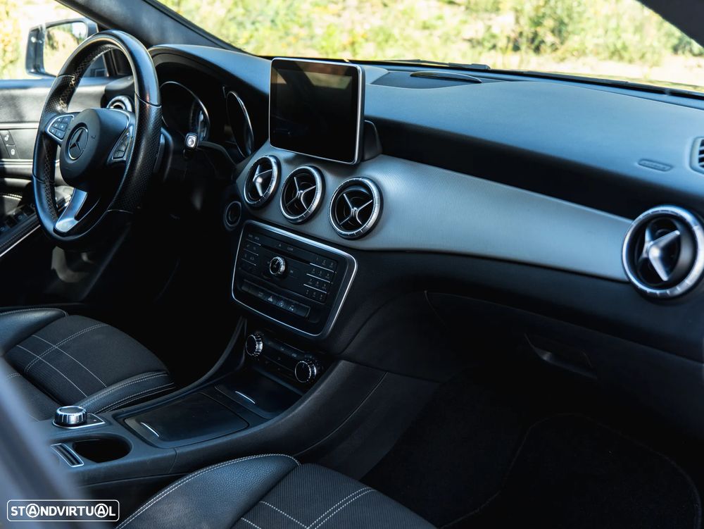 Mercedes-Benz CLA 200 - 17