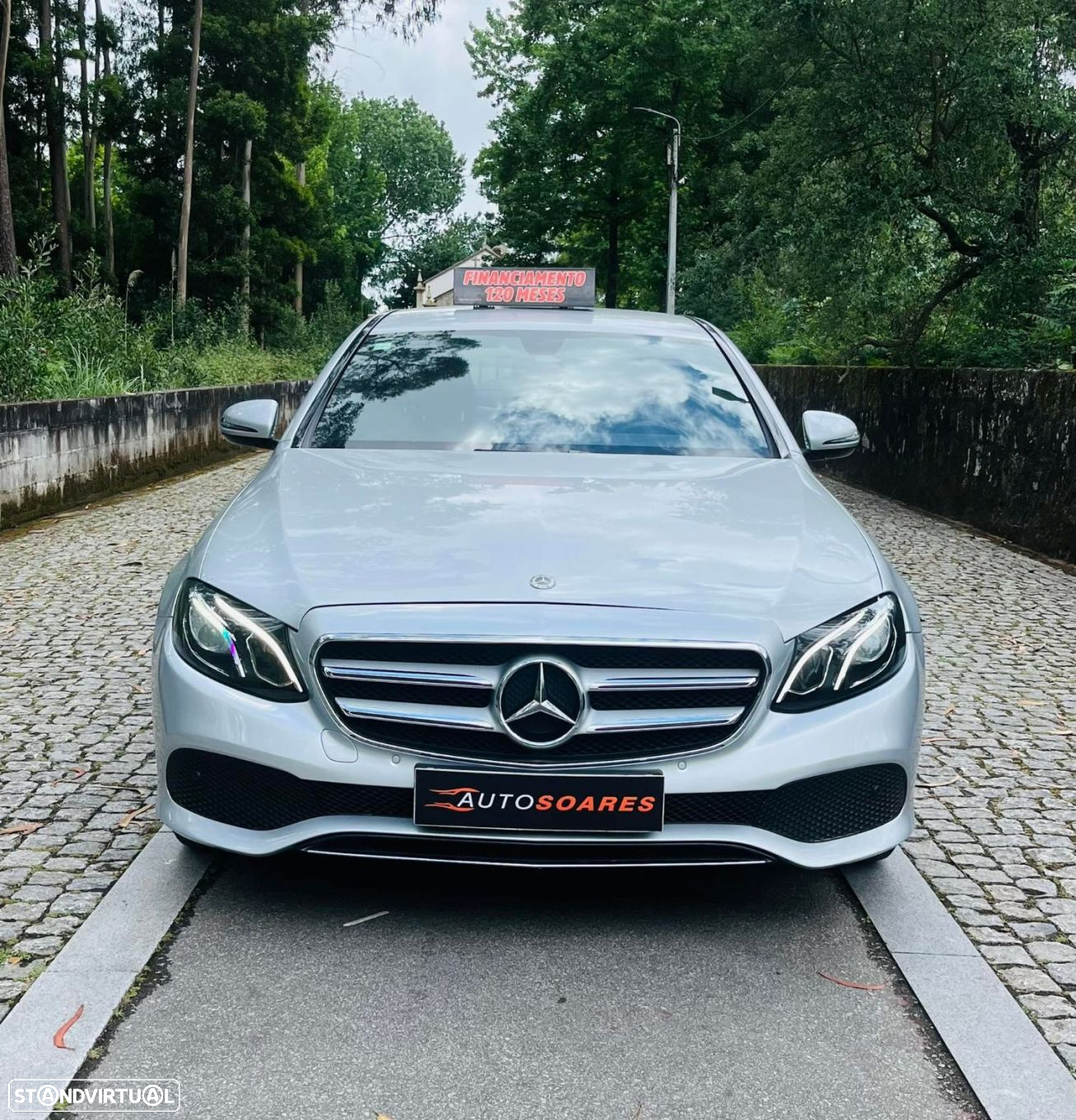 Mercedes-Benz E 220 - 2
