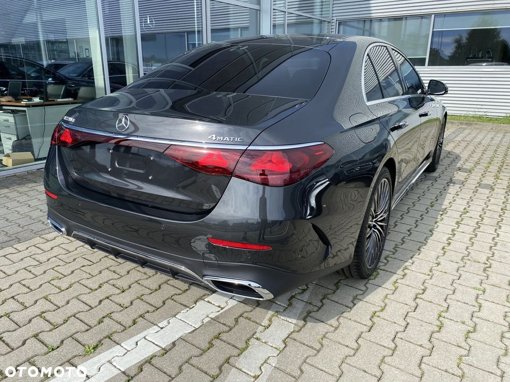Mercedes-Benz Klasa E - 4