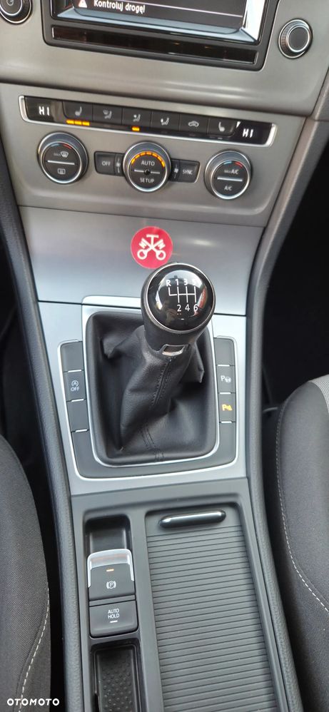 Volkswagen Golf 1.2 TSI BlueMotion Technology Cup - 28