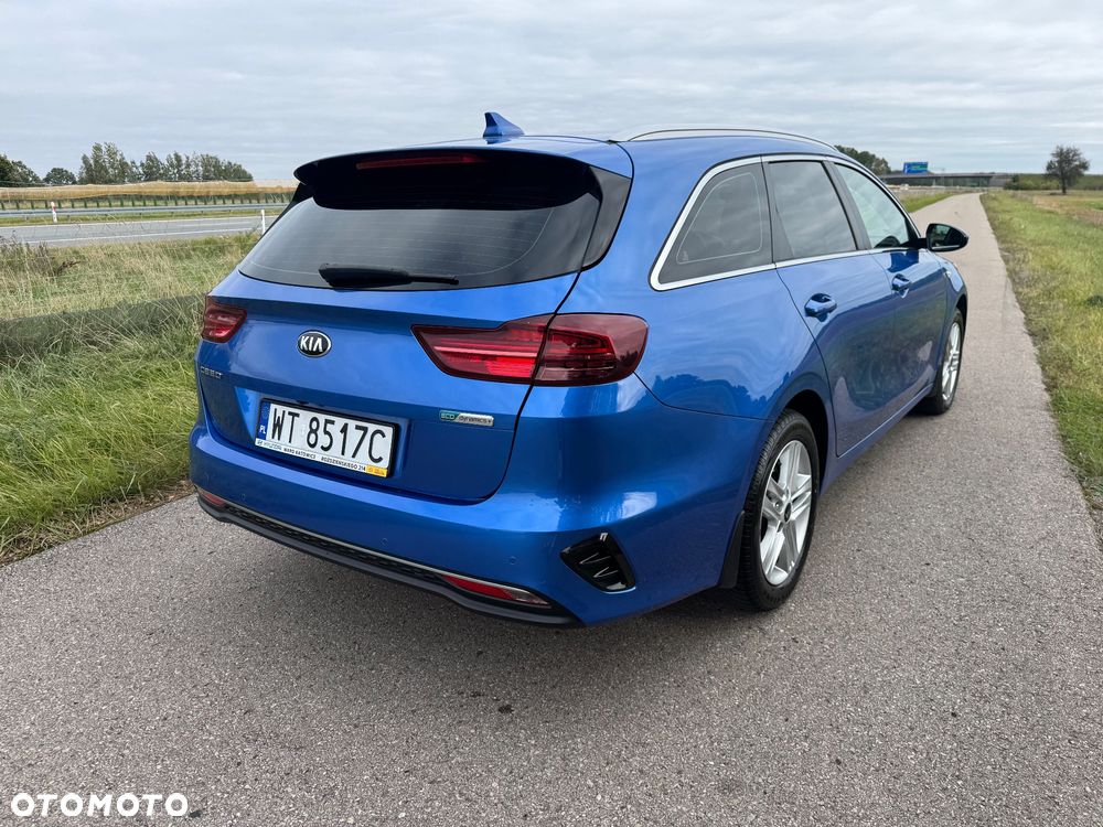 Kia Ceed 1.6 CRDi SCR M - 13