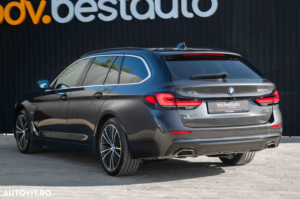 BMW Seria 5 530e xDrive Aut. Luxury Line - 40