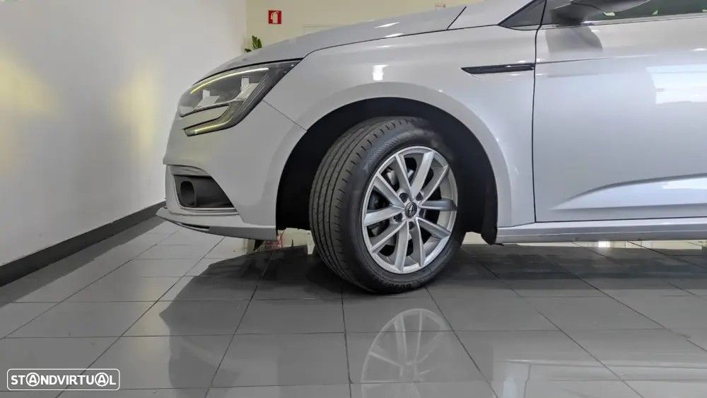 Renault Mégane 1.5 Blue dCi Zen - 11