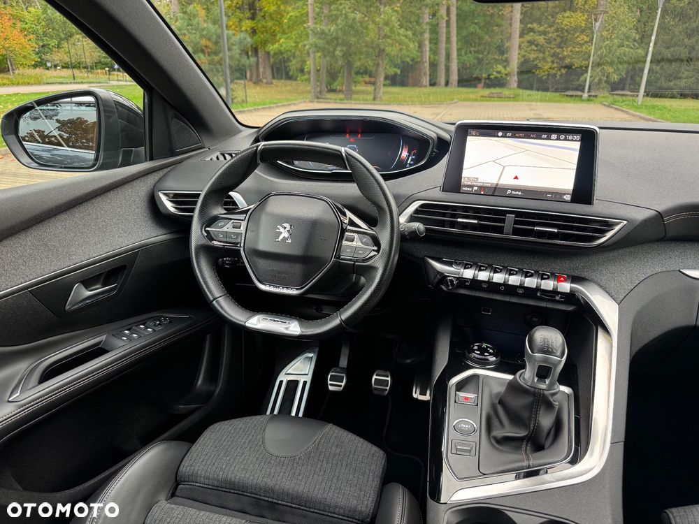 Peugeot 5008 2.0 HDi Premium + - 10