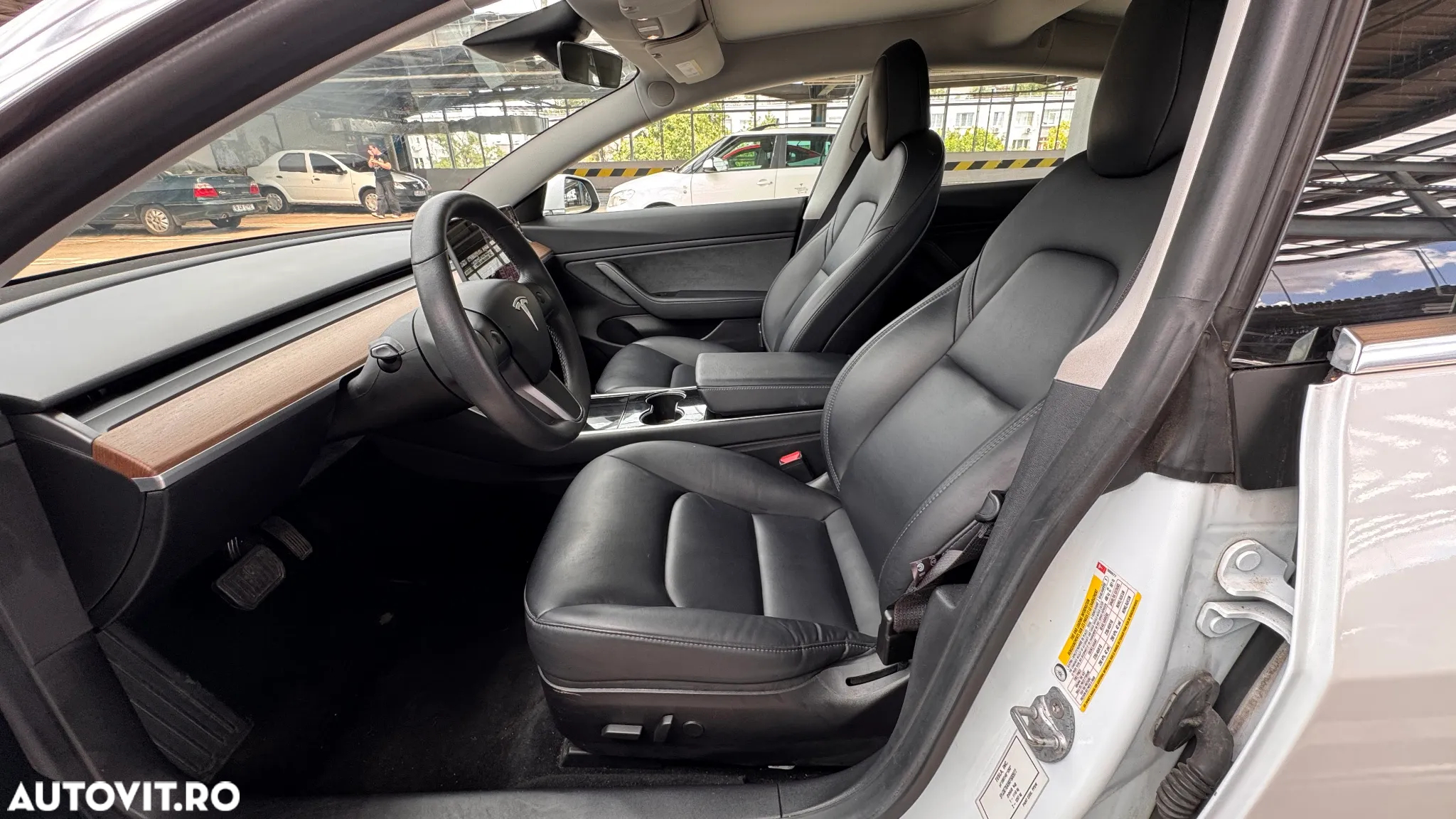 Tesla Model 3 Standard Reichweite Plus Hinterradantrieb - 6