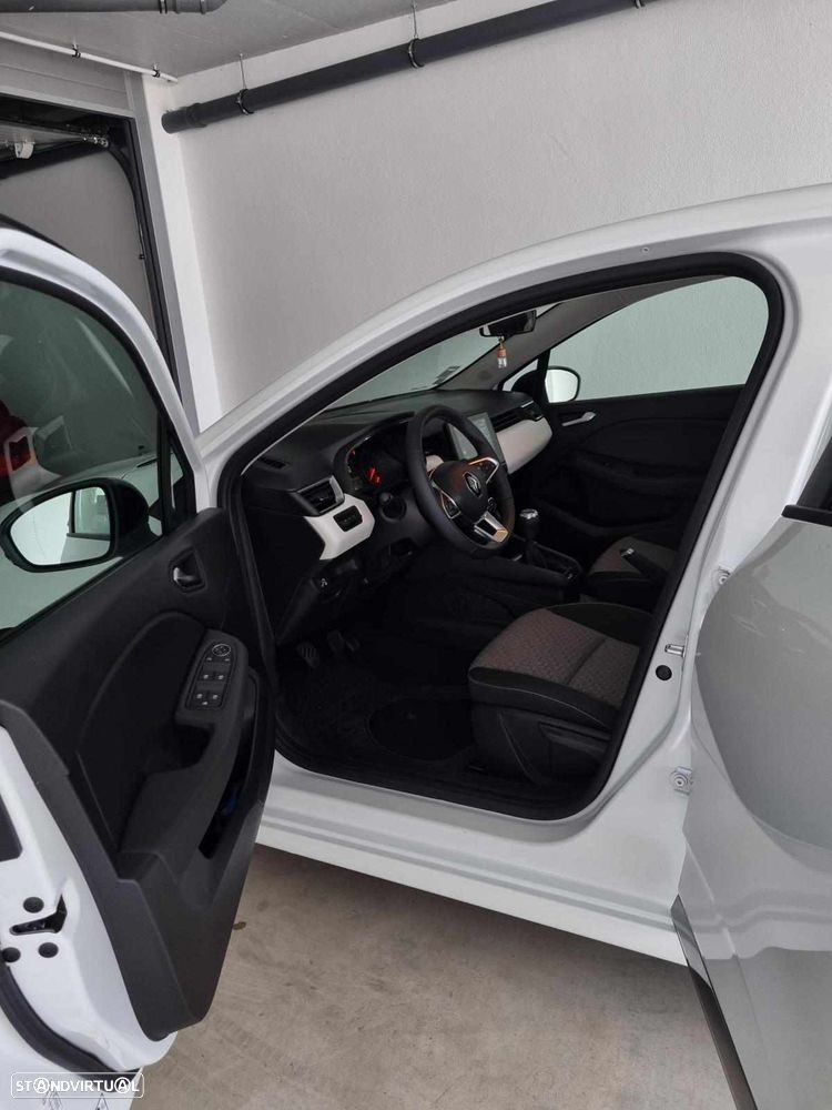 Renault Clio 1.0 TCe Evolution Bi-Fuel - 3
