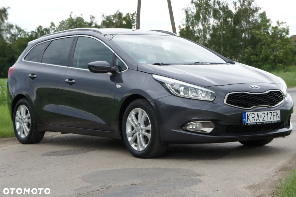 Kia Ceed - 1