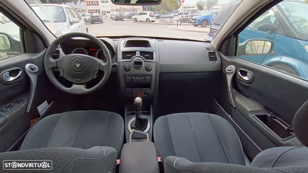 Renault Mégane - 6