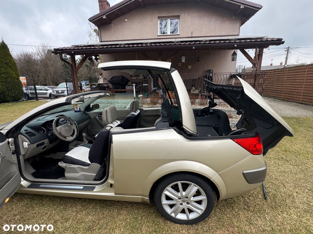 Renault Megane 2.0 Luxe Privilege - 31