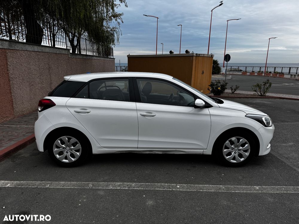 Hyundai i20 - 5