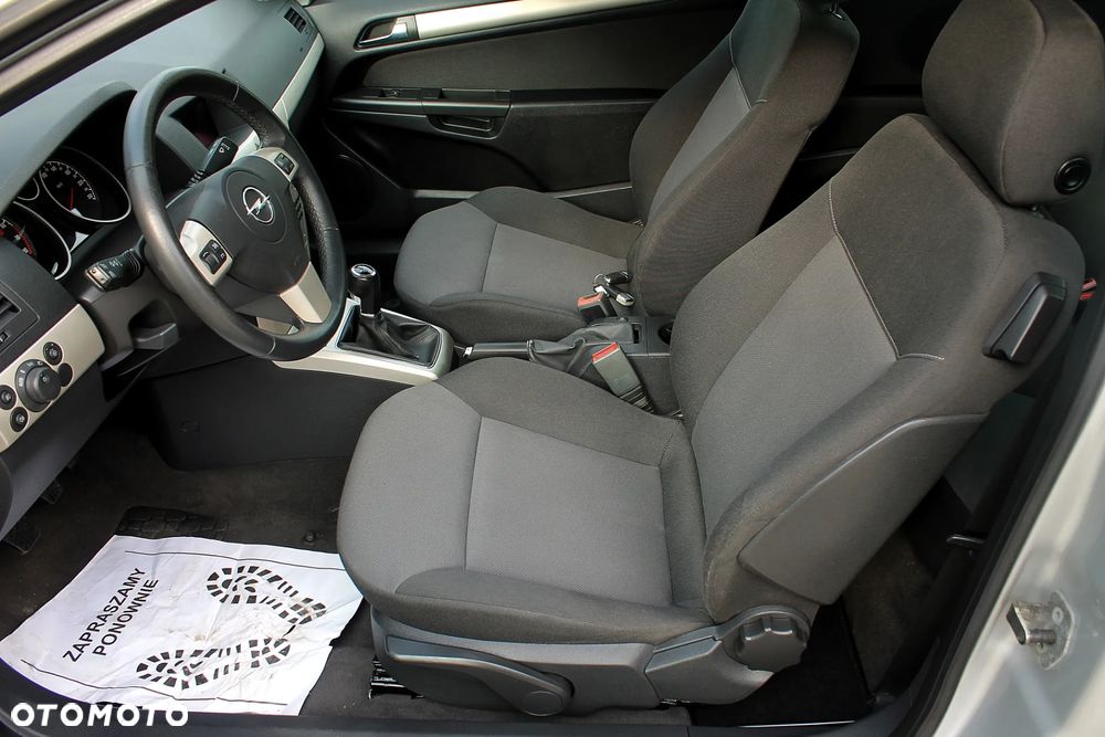 Opel Astra GTC 1.8 Innovation - 5