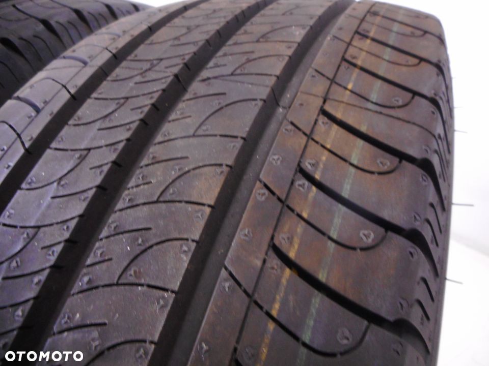 2X  215/65 R16C GOODYEAR EFFICIENT GRIP CARGO - 2