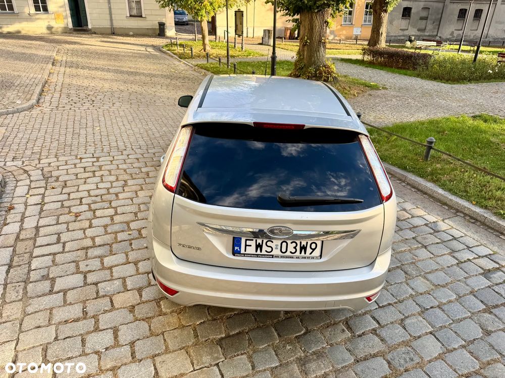 Ford Focus 1.6 Ti-VCT Titanium - 18