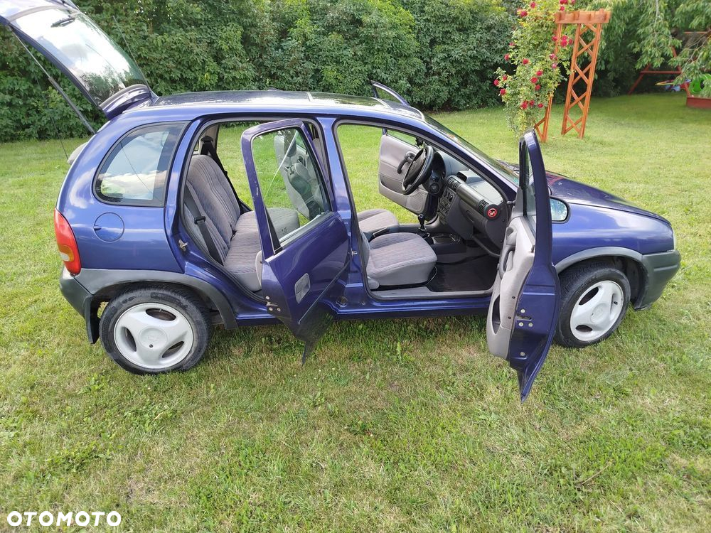 Opel Corsa - 2