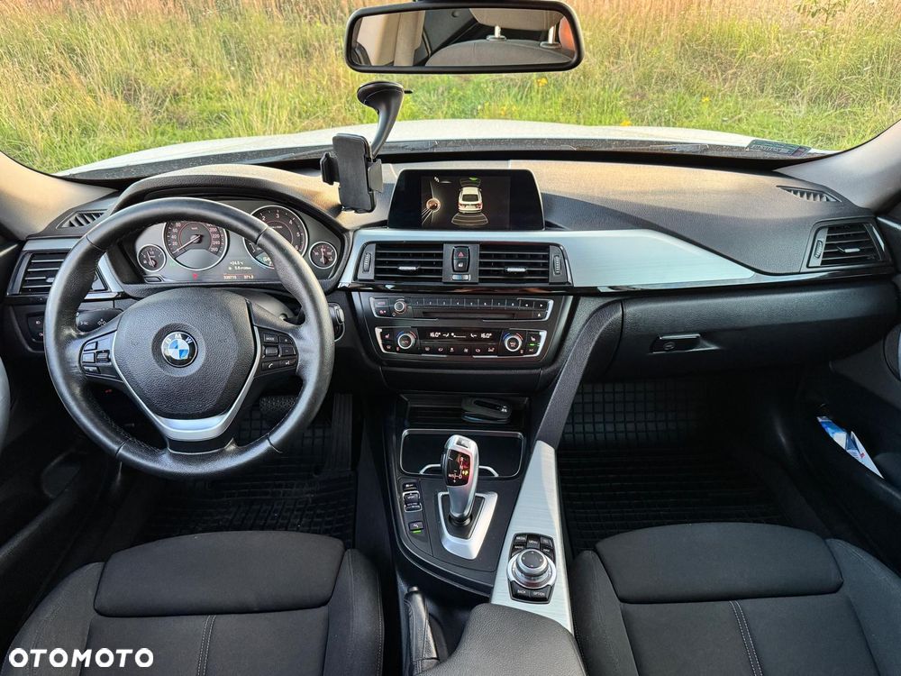 BMW 3GT 318d Sport Line - 16