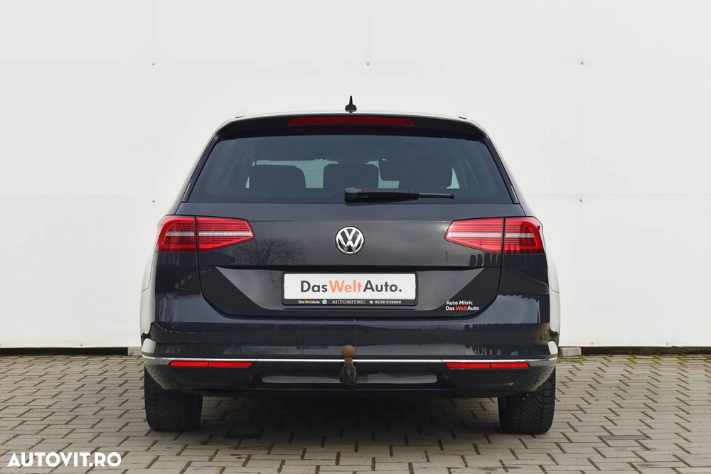 Volkswagen Passat 2.0 TDI DSG (BlueMotion Technology) Highline - 14