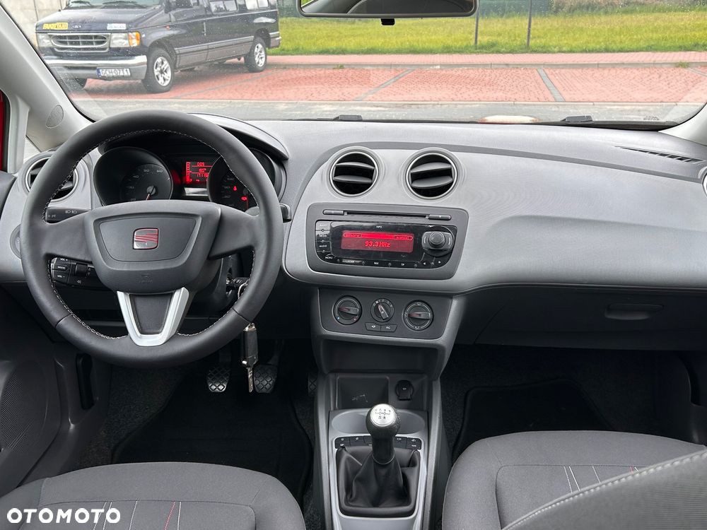 Seat Ibiza 1.4 16V Reference - 24