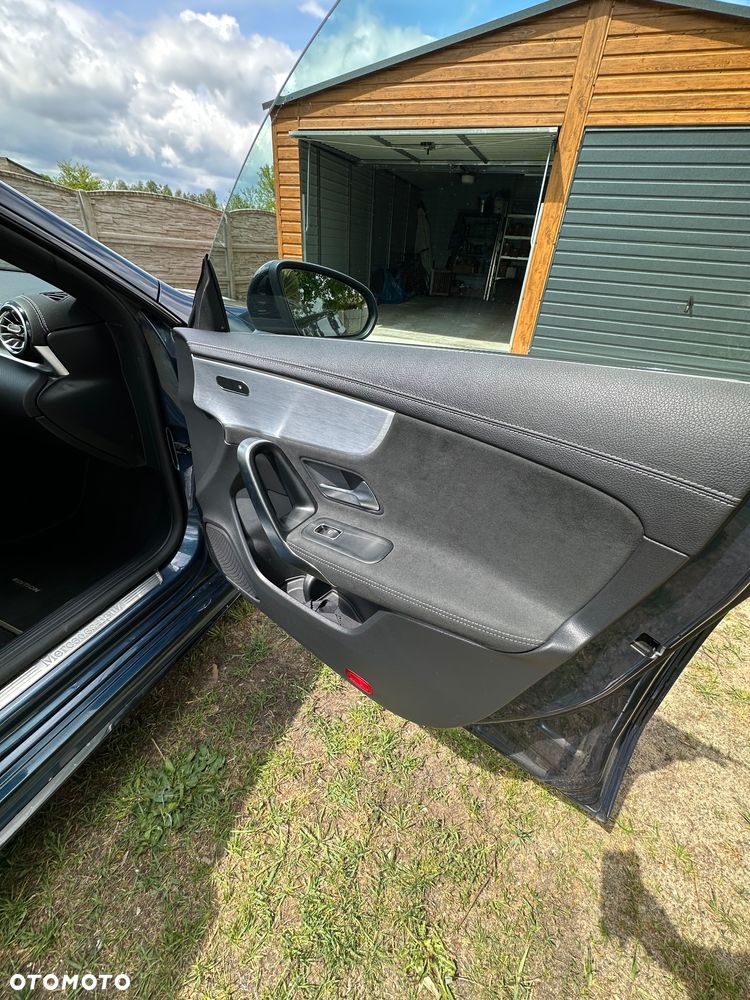 Mercedes-Benz CLA - 13