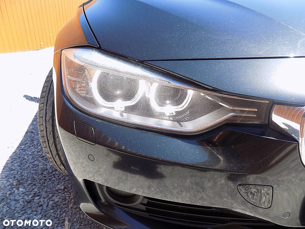BMW Seria 3 320d Modern Line - 26
