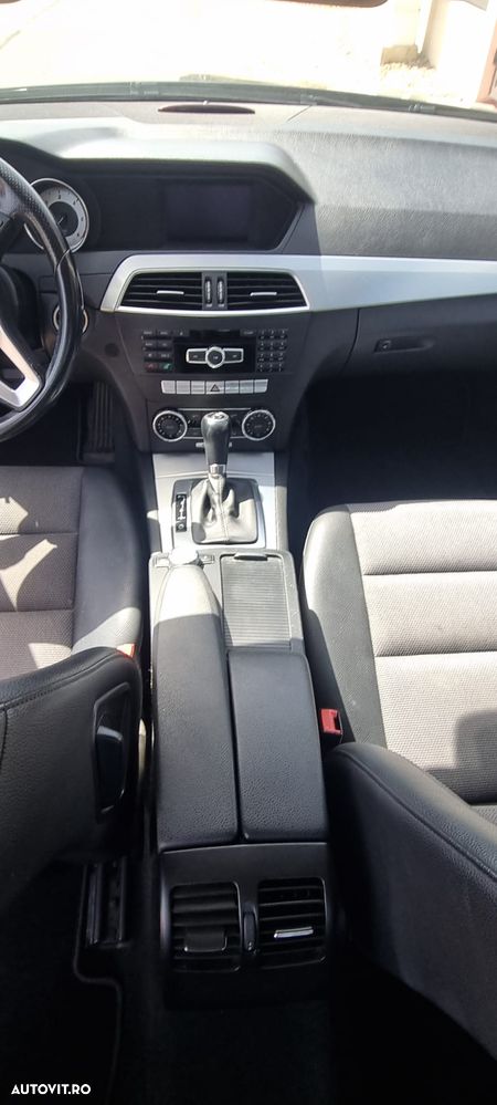 Mercedes-Benz C - 18