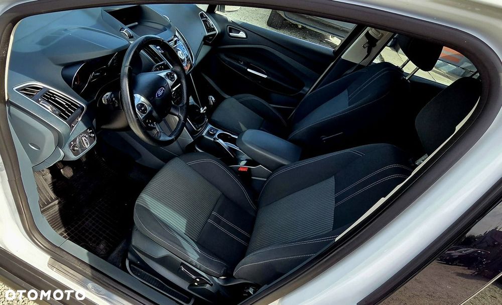 Ford C-MAX - 35