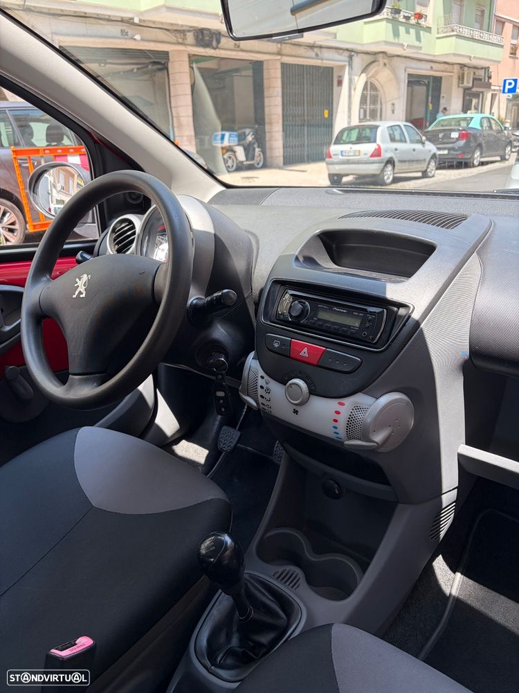 Peugeot 107 1.0 Trendy - 16