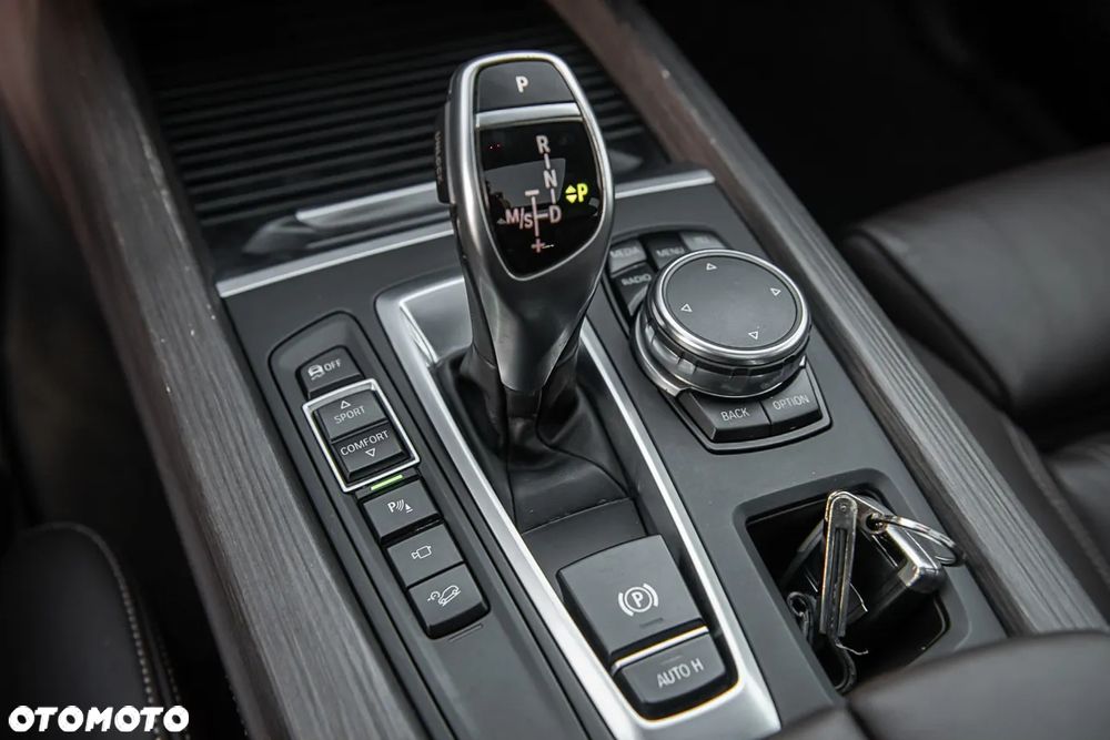 BMW X5 xDrive30d - 32