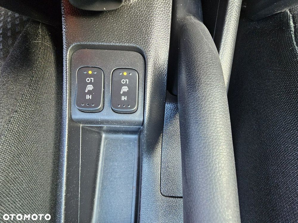 Honda Jazz 1.3 i-VTEC CVT Elegance - 24