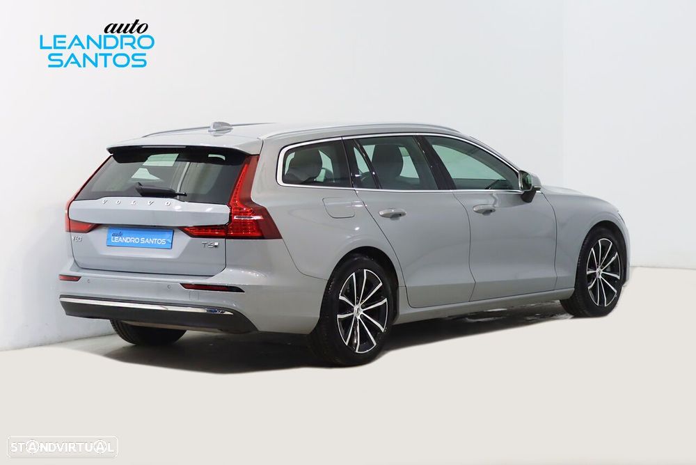 Volvo V60 2.0 T6 AWD TE Core - 3