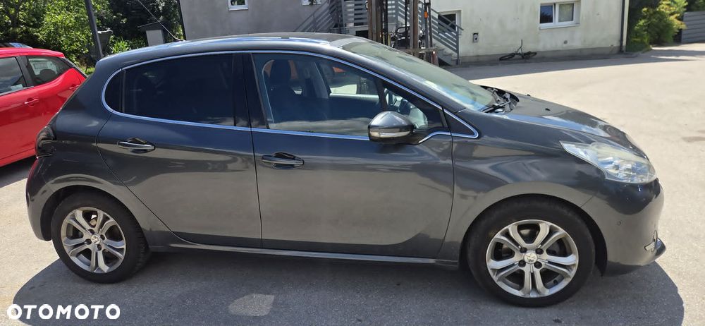 PEUGEOT 208 felga aluminiowa alu felga 16 - 1