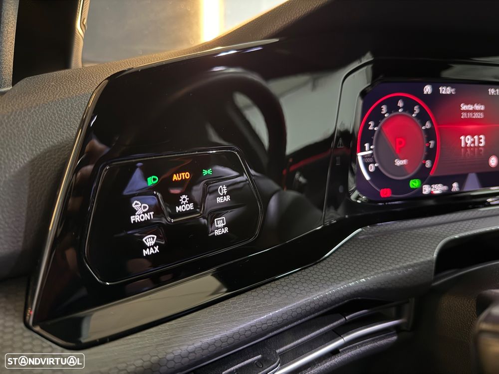 VW Golf 2.0 TSI GTI Clubsport DSG - 48