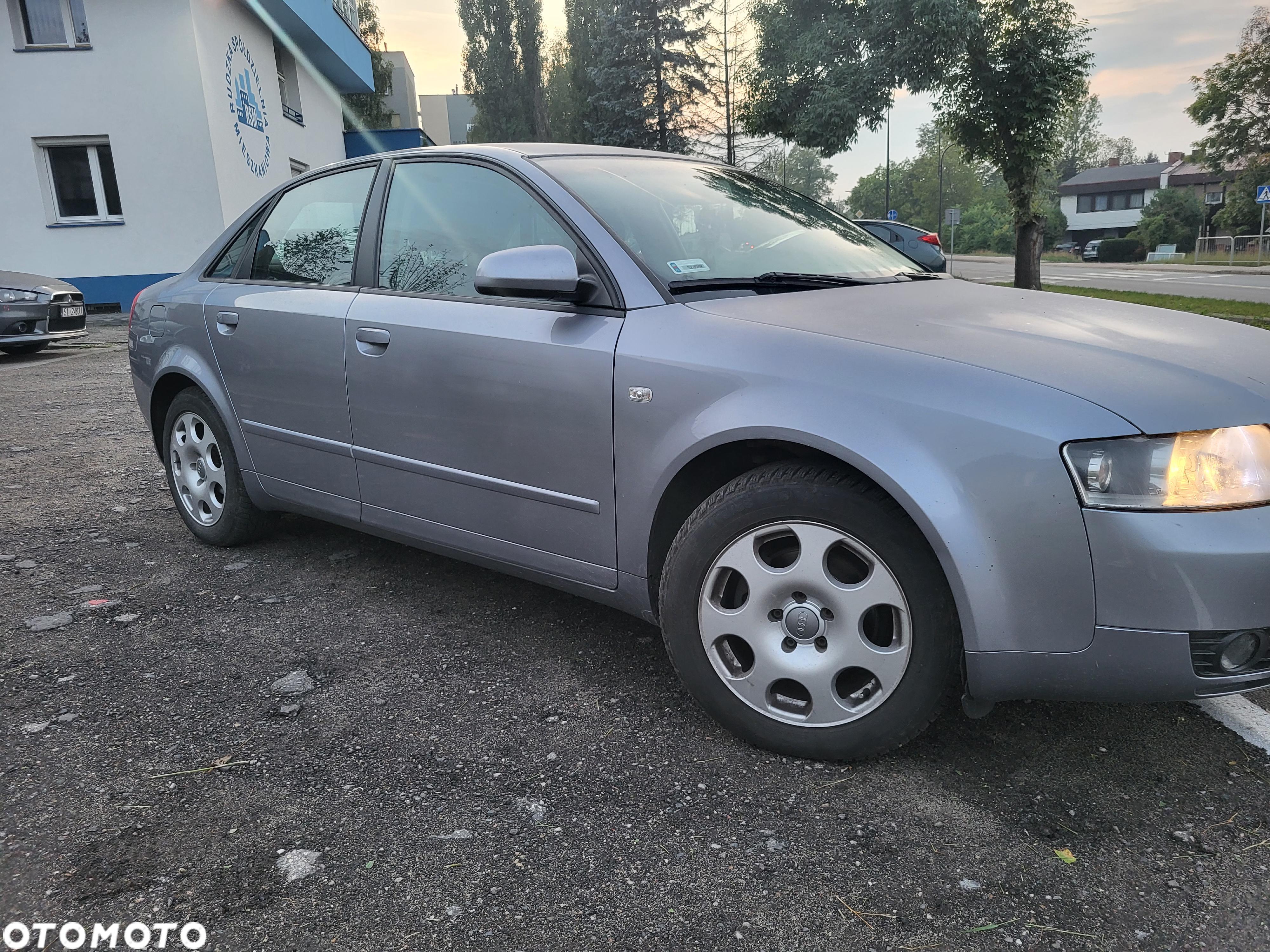 Audi A4 ver-2-0 - 2