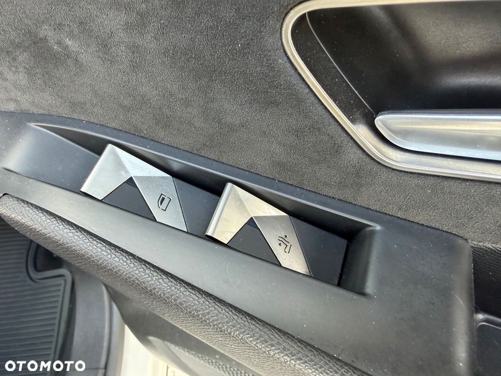 DS Automobiles DS 7 Crossback 1.5 BlueHDi So Chic - 14